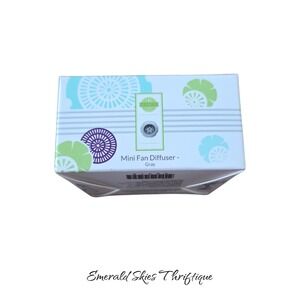 Scentsy Mini Fan Diffuser Air Freshener USB Color grey NIB